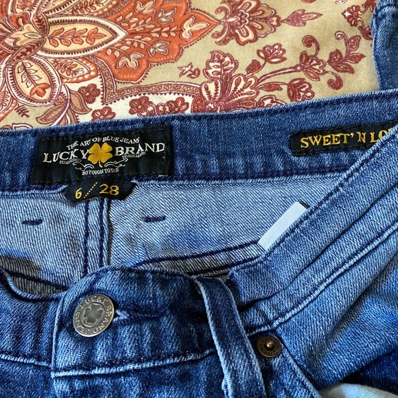 Lucky Brand Sweet & Low jeans size 28/6 - Picture 2 of 4